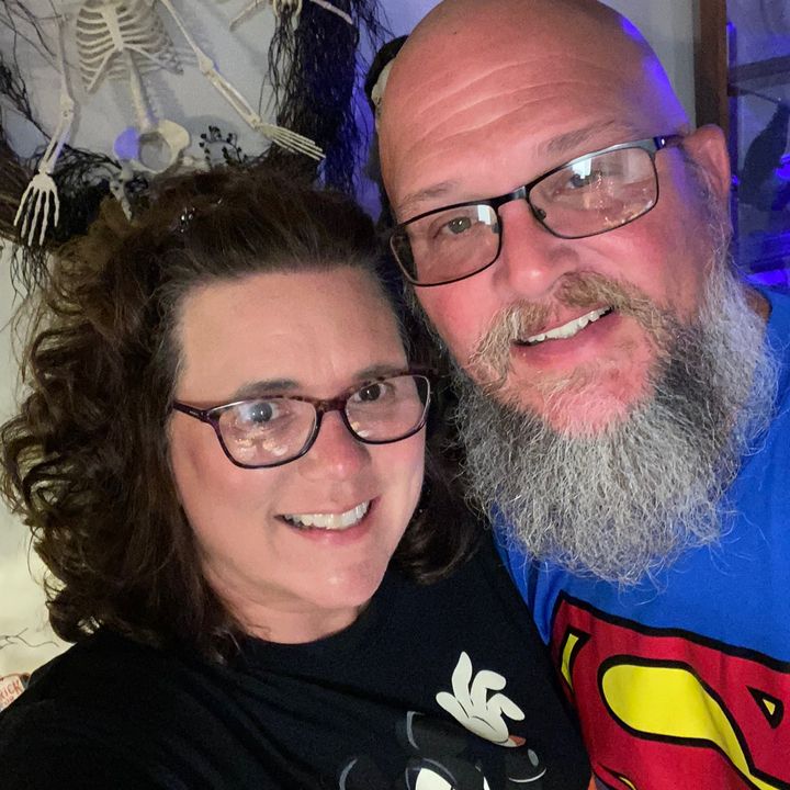 Profile Picture of Amy Weber (@amyweber1975) on Tiktok