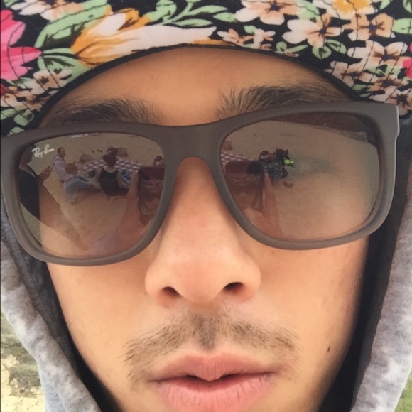 John Jang - Poshmark Profile Picture of John Jang (@johnjang1107) on Poshmark