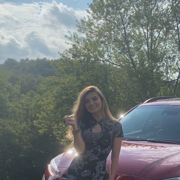 Alex Tarr - Poshmark Profile Picture of Alex Tarr (@atarr83) on Poshmark