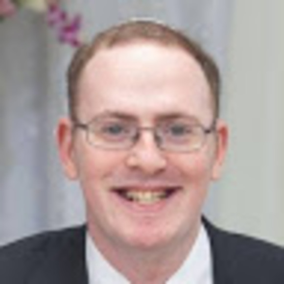 Profile Picture of Daniel Gemara (@dgema) on Poshmark