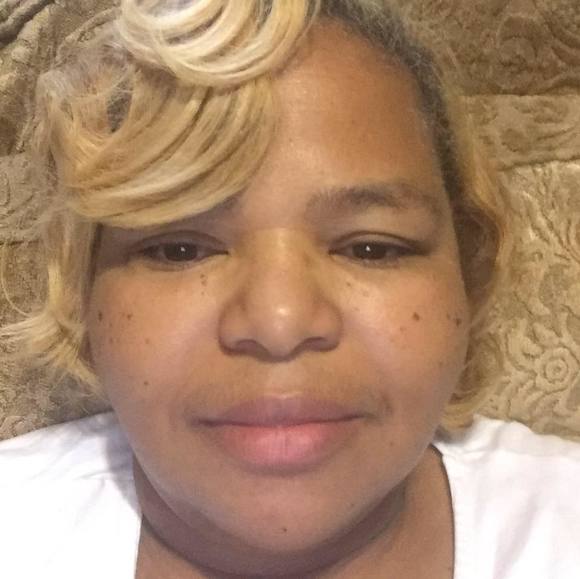 Profile Picture of Jeanie Ricks (@gentle12u) on Poshmark