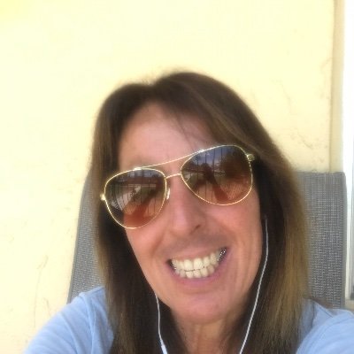 Profile Picture of Bonnie Clements (@BonnieC96425632) on Twitter