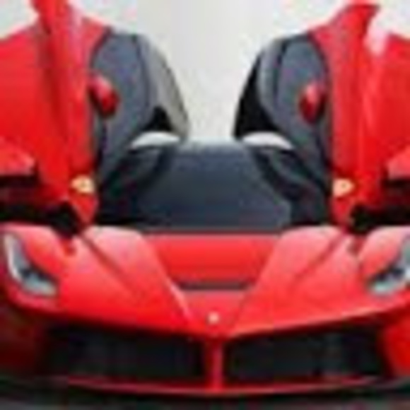 Profile Picture of Andrew Cearley (@acearley24) on Poshmark