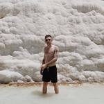 Profile Picture of J O S H | B A R L O W (@schwaabarlow) on Instagram