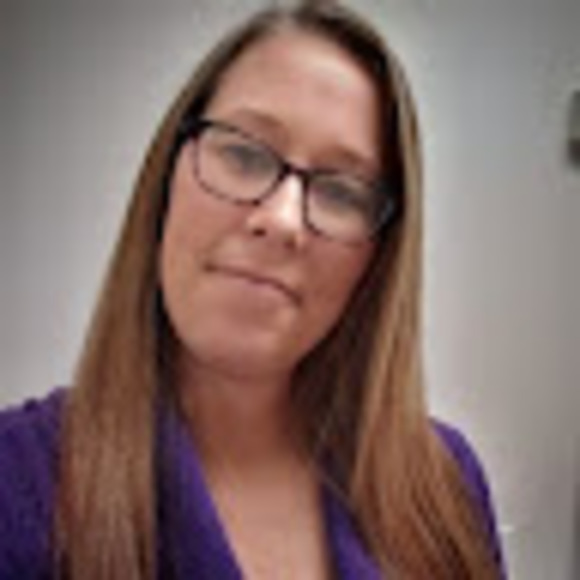 Profile Picture of Mary Keith (@mpks1210) on Poshmark