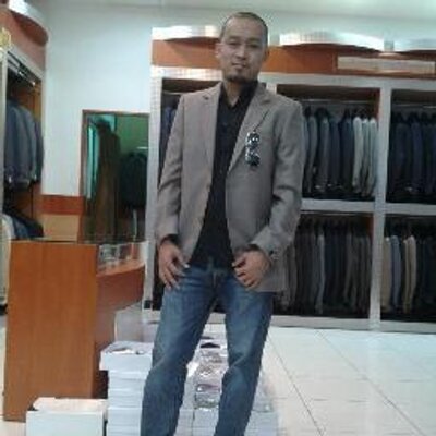 Profile Picture of Mark Godinez (@mczkie20) on Twitter