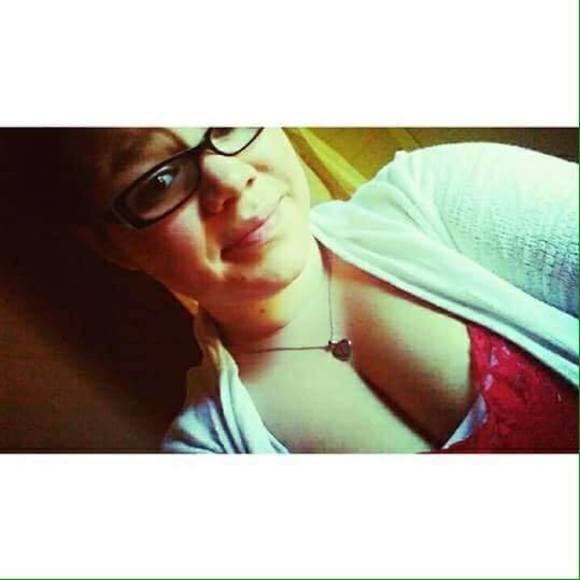 Profile Picture of Tatiana Jaramillo (@tatianaj95) on Poshmark