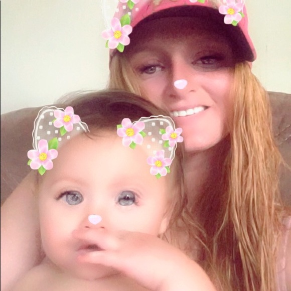 Profile Picture of Pamela Shull (@shullpamela) on Poshmark