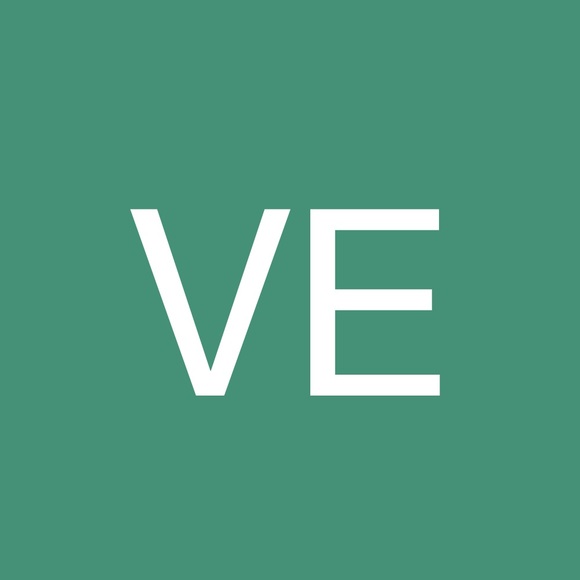 Profile Picture of Vera Erhabor (@veedels) on Poshmark