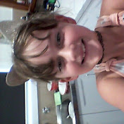 Profile Picture of Chloe Warren (@chloewarren6570) on Youtube