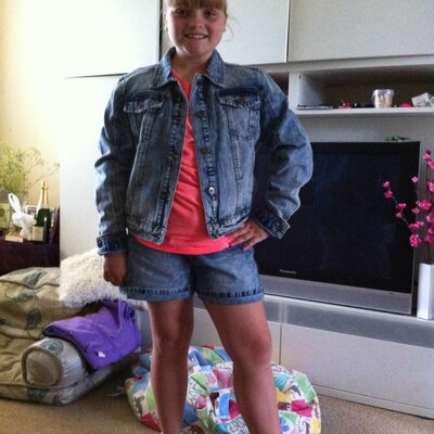 Profile Picture of Tania Stevenson (@tamaracharlotte) on Twitter