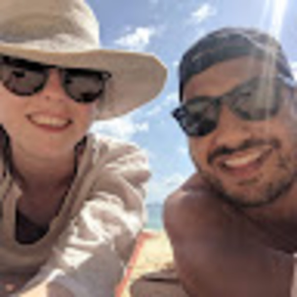 Profile Picture of Eleanor James (@eleanorjames935) on Poshmark