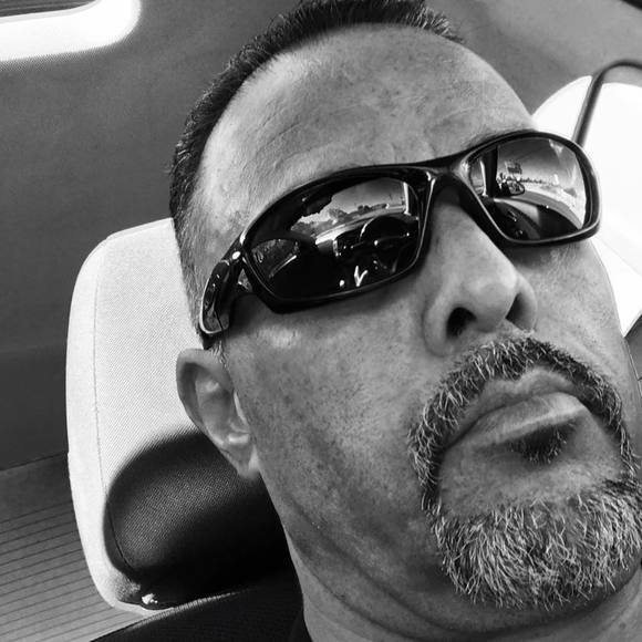 Profile Picture of Richard Salinas (@richard_salinas) on Poshmark