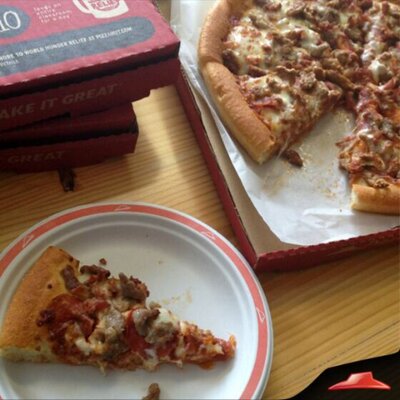 Profile Picture of LOVE FOOD (@ClayHickman6) on Twitter