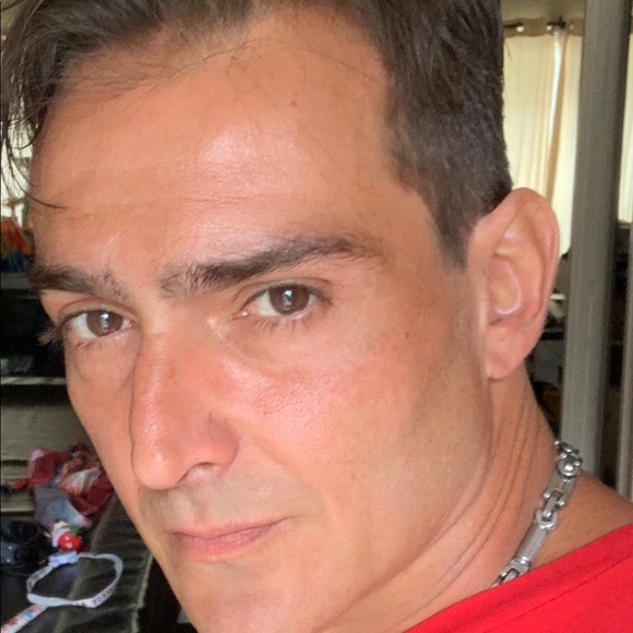 Profile Picture of Marcelo Da silva (@marhu29) on Poshmark