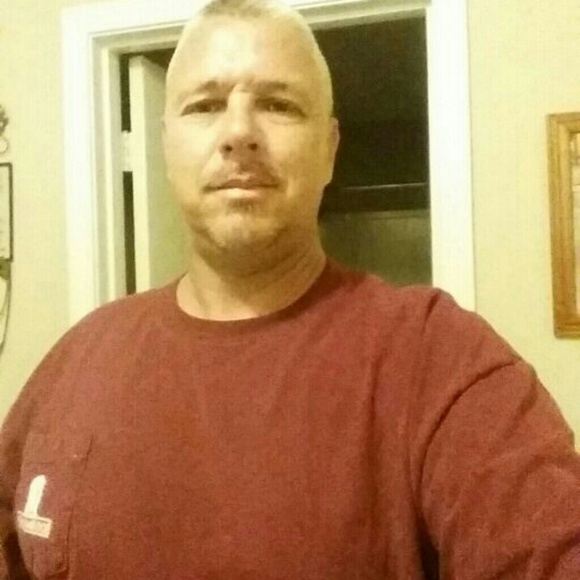 Profile Picture of Steven Rhodes (@stevenwr75) on Poshmark