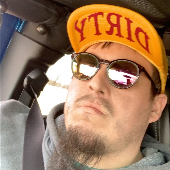 Profile Picture of Thomas Burns (@tafordboy59) on Poshmark