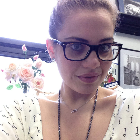 Profile Picture of Jessica Manderville (@jessiejm) on Poshmark