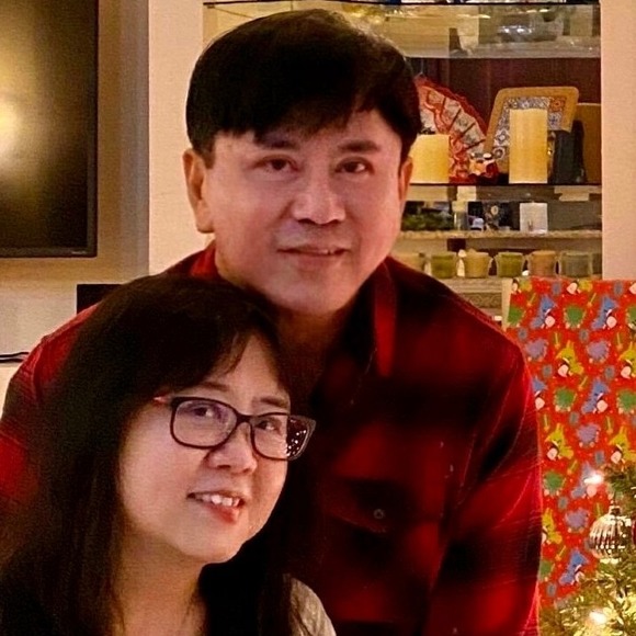 Profile Picture of Kenny Koo (@cmkoo1029) on Poshmark