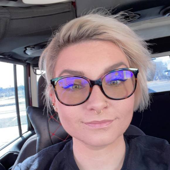 Profile Picture of Shae Finkey (@shae_fickel_23) on Poshmark