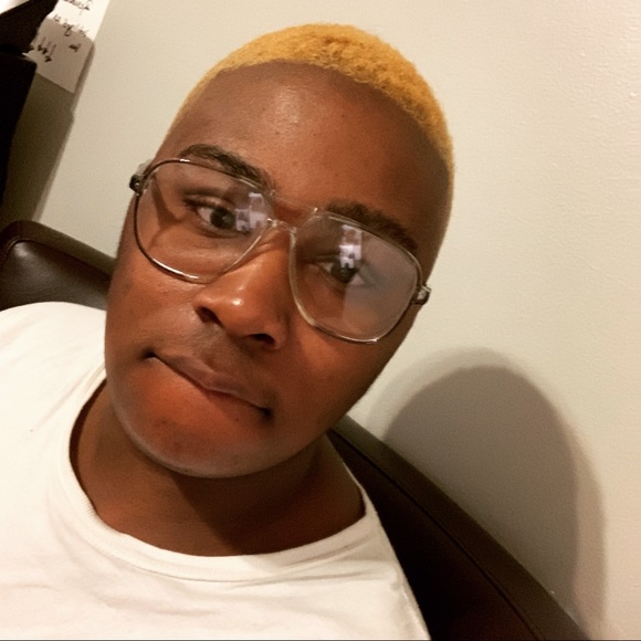 Profile Picture of Tony Strouble (@tonystrouble) on Poshmark