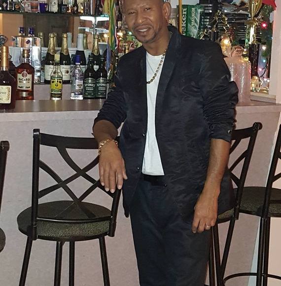 Profile Picture of Brent Hall (@brenth727) on Poshmark