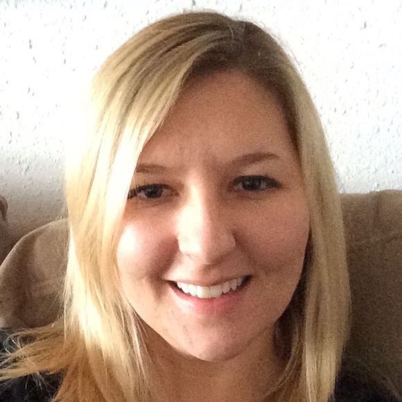 Profile Picture of Tabitha Wisecup (@wisecupt) on Poshmark