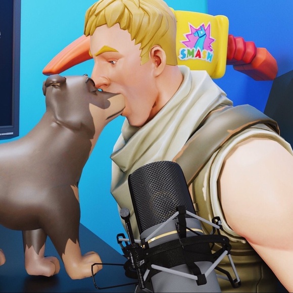 Profile Picture of Tommy Lindgren (@tommythehawk) on Poshmark