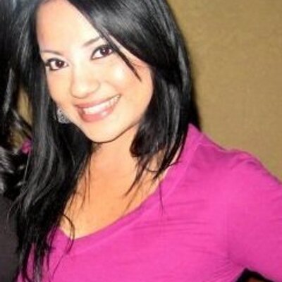Profile Picture of Lore Flores (@LoreDenis84) on Twitter