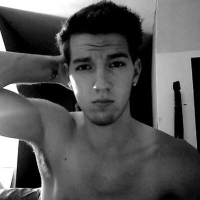 Profile Picture of Dylan Kemmerer (@ThatWhiteCrayon) on Twitter