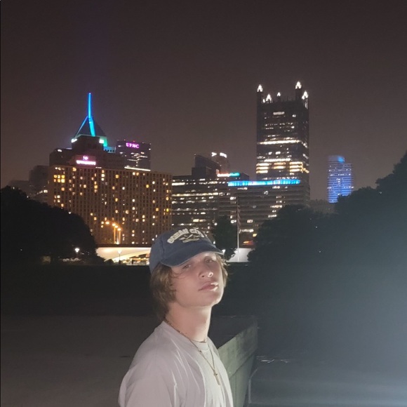 Profile Picture of Julian Koudstaal (@j_koudstaal) on Poshmark