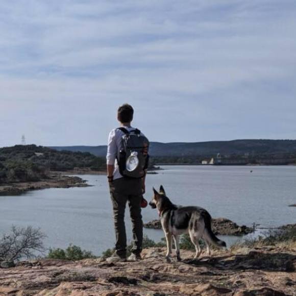 Profile Picture of Logan Elzner (@elznerlogan) on Poshmark