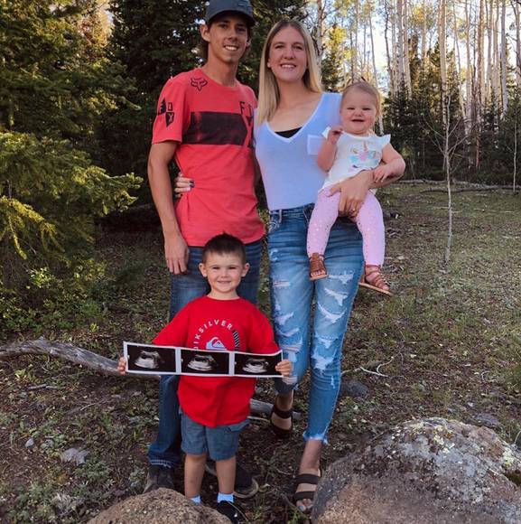 Profile Picture of Hannah Bangert (@hannahbangert) on Poshmark