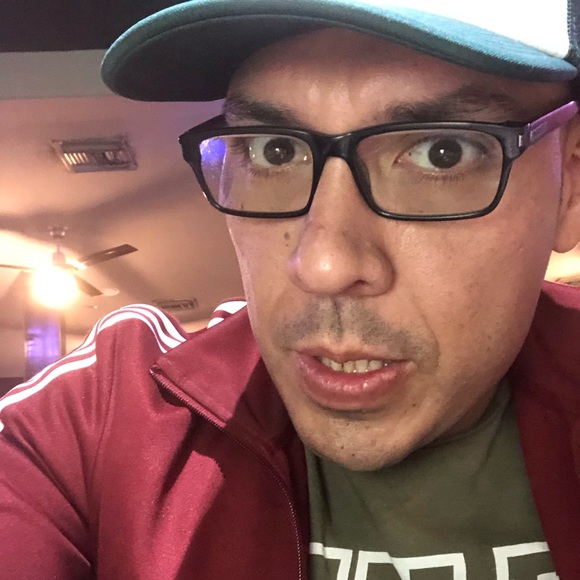 Profile Picture of Jonathan Becerra (@descontrol) on Poshmark