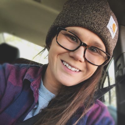 Profile Picture of Amanda Durst (@AmandaDurst2) on Twitter