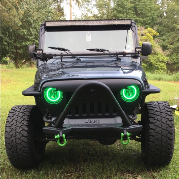 Profile Picture of Austin Walker (@awalker330) on Poshmark