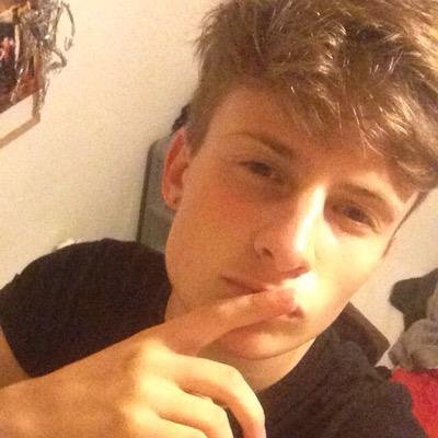 Profile Picture of Lewis Fowler (@lewisfowler44) on Twitter