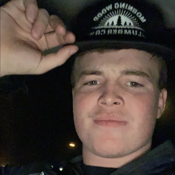 Profile Picture of Wyatt Graham (@wyattgraham4101) on Poshmark
