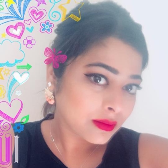 Amrit Kaur - Poshmark Profile Picture of Amrit Kaur (@amritbal8887) on Poshmark