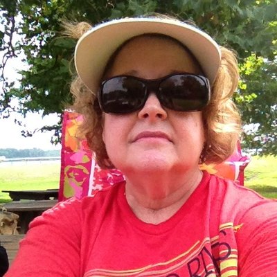 Profile Picture of Nancy Hirsch (@NancyFh24) on Twitter