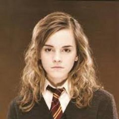 Profile Picture of Alexandra Potter (@PotterAlxandra) on Twitter
