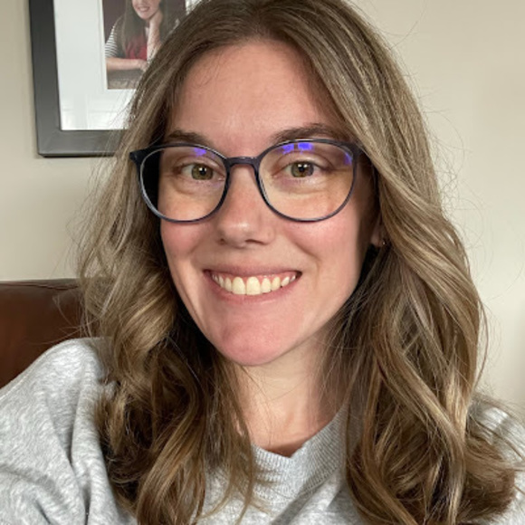 Profile Picture of Mackenzie Enterline (@mfennell13) on Poshmark