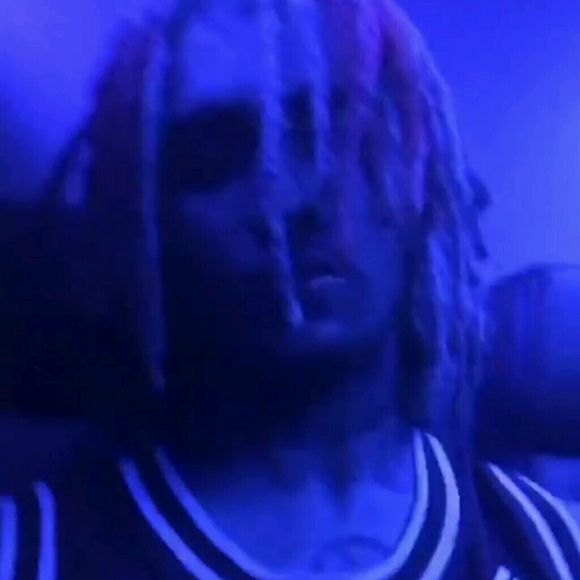 Profile Picture of Moises Galarza (@moisesxspaz) on Poshmark