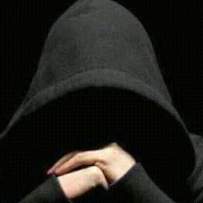 Profile Picture of Min (@minamorcos) on Tiktok