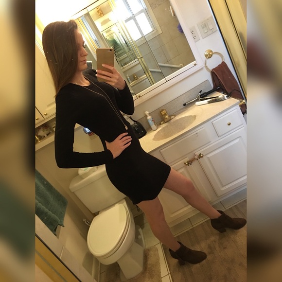 Profile Picture of Darlene Leddon (@darleddon21) on Poshmark