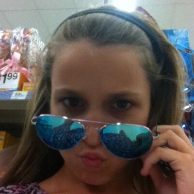 Profile Picture of Alexa Humphries (@AlexaFrofro) on Twitter