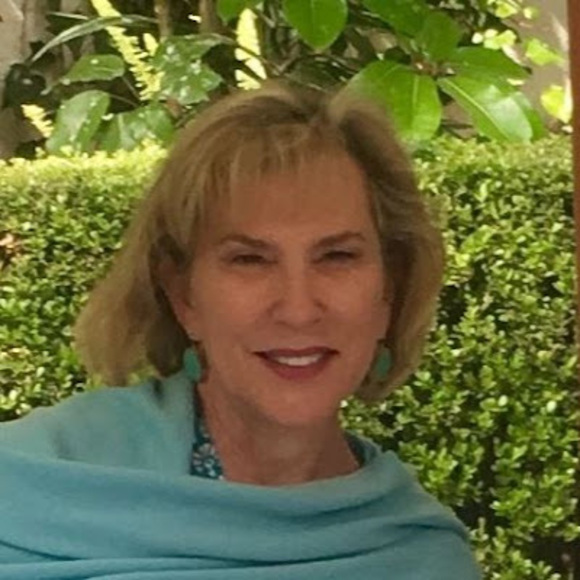Profile Picture of Martha gayle Reid lynch (@marthaandpinky) on Poshmark