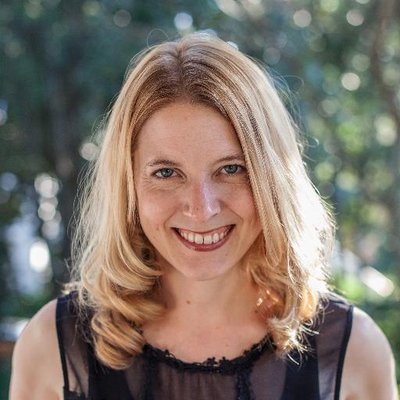 Profile Picture of Laura Vanderkam (@lvanderkam) on Twitter