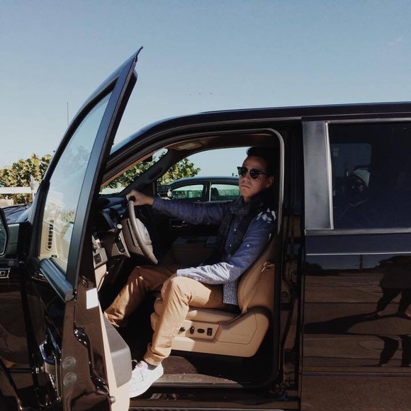 Dakota Dente - Poshmark Profile Picture of Dakota Dente (@ddente21) on Poshmark