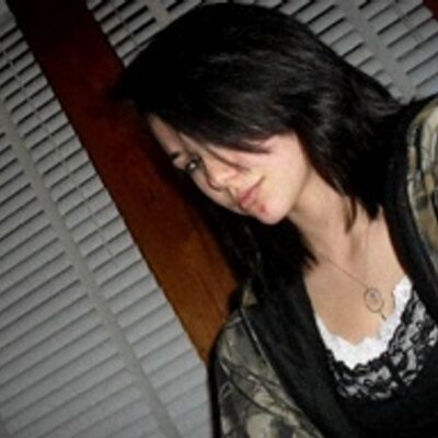 Profile Picture of Ariel ReNee Curry (@Pixi_Child_14) on Twitter